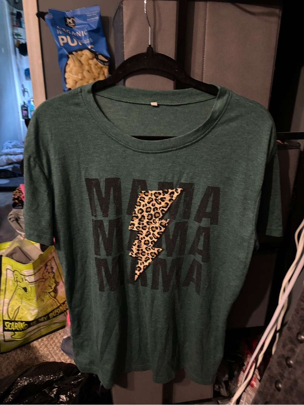 Mama Graphic Tee - Green with Leopard Lightning Large